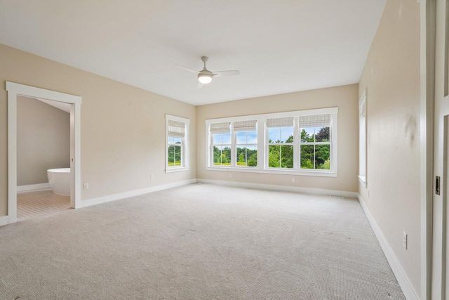 N52W30598 Moraine DRIVE, Hartland, WI 53029