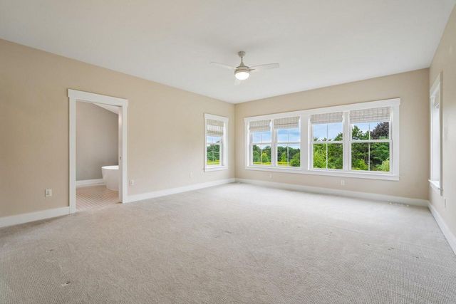 N52W30598 Moraine DRIVE, Hartland, WI 53029