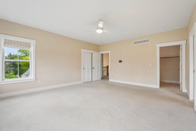 N52W30598 Moraine DRIVE, Hartland, WI 53029