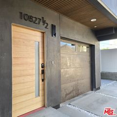 10827 Peach Grove Street 1/2, North Hollywood (los Angeles), CA 91601