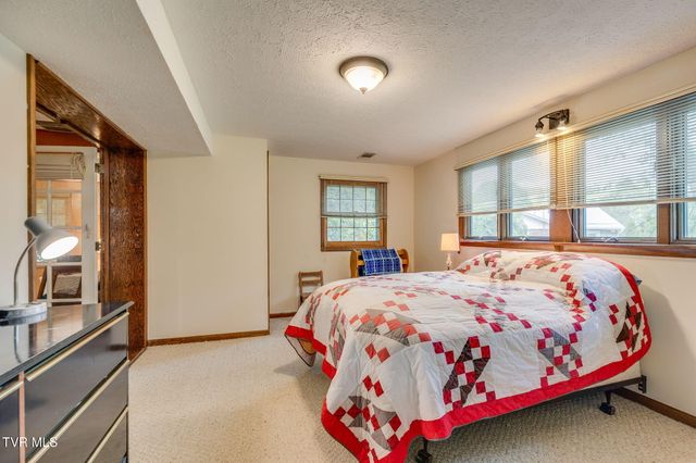 824 Balsam Circle, Erwin, TN 37650