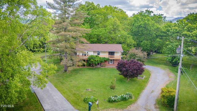 824 Balsam Circle, Erwin, TN 37650