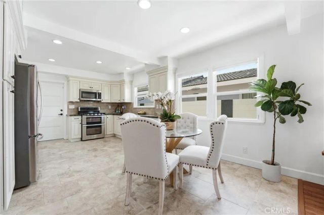 6051 Kimberly Drive, Huntington Beach, CA 92647
