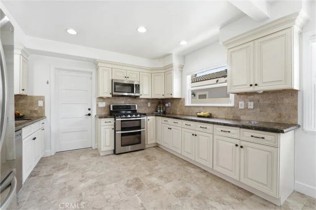 6051 Kimberly Drive, Huntington Beach, CA 92647