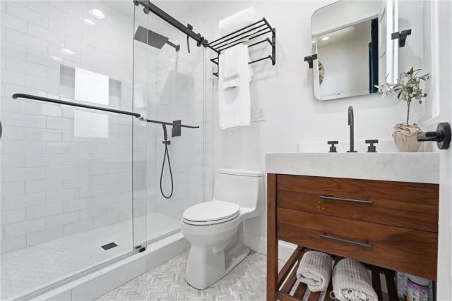 6051 Kimberly Drive, Huntington Beach, CA 92647