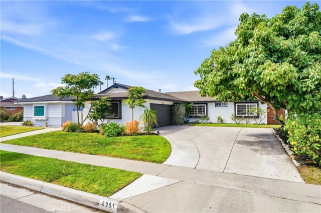6051 Kimberly Drive, Huntington Beach, CA 92647