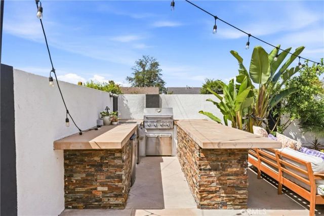 6051 Kimberly Drive, Huntington Beach, CA 92647