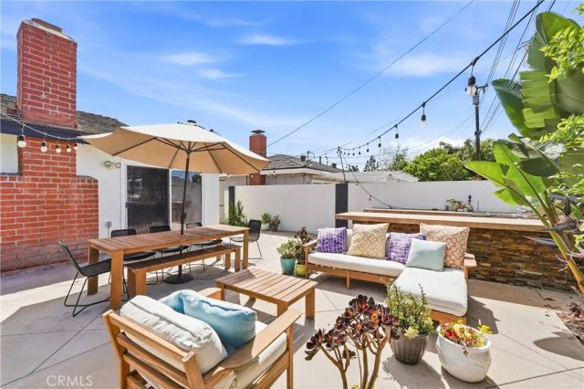 6051 Kimberly Drive, Huntington Beach, CA 92647