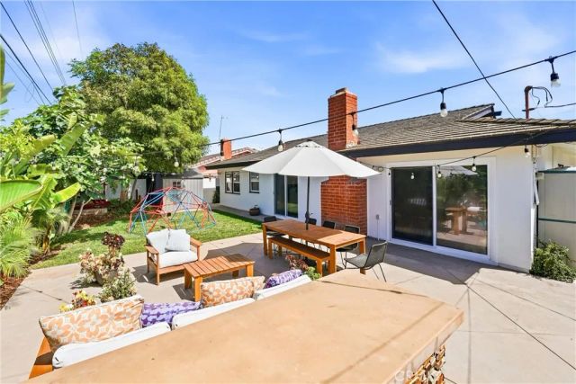 6051 Kimberly Drive, Huntington Beach, CA 92647