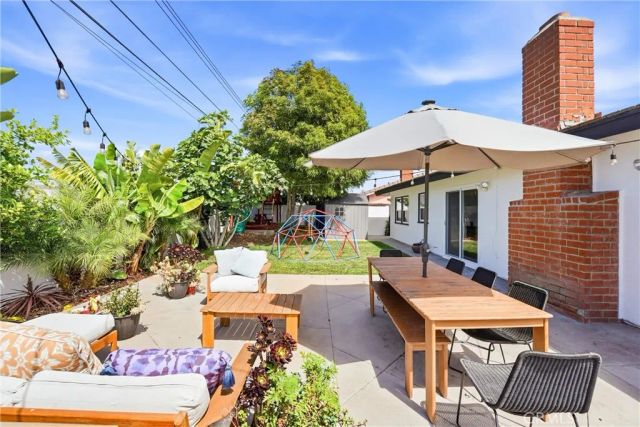 6051 Kimberly Drive, Huntington Beach, CA 92647