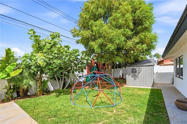 6051 Kimberly Drive, Huntington Beach, CA 92647