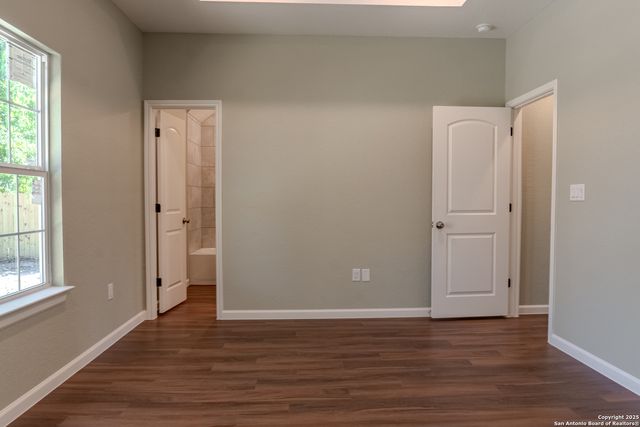 216 S SAN AUGUSTINE AVE, San Antonio, TX 78237
