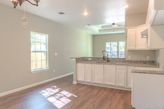 216 S SAN AUGUSTINE AVE, San Antonio, TX 78237