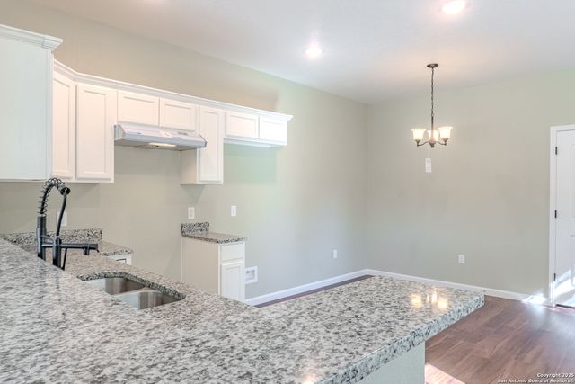 216 S SAN AUGUSTINE AVE, San Antonio, TX 78237