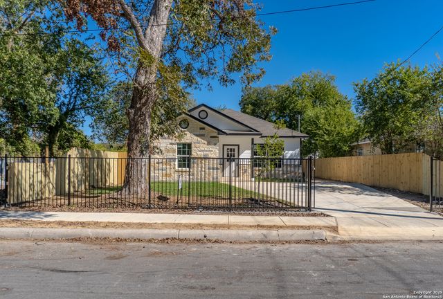 216 S SAN AUGUSTINE AVE, San Antonio, TX 78237