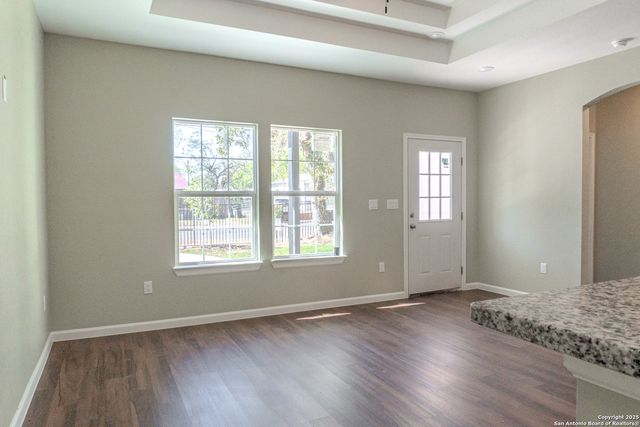 216 S SAN AUGUSTINE AVE, San Antonio, TX 78237