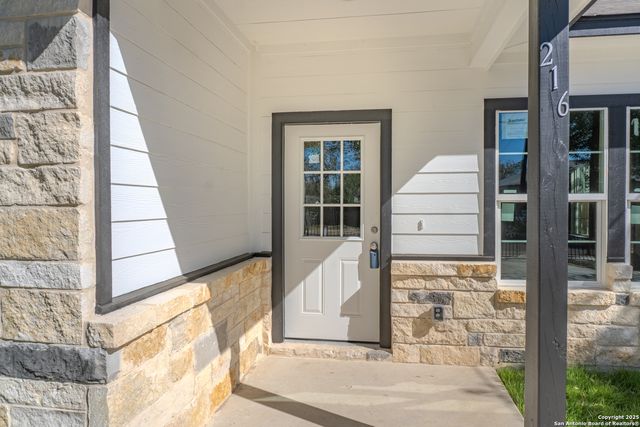 216 S SAN AUGUSTINE AVE, San Antonio, TX 78237