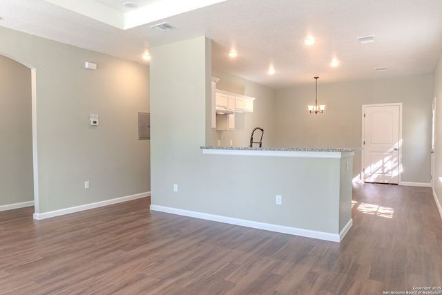 216 S SAN AUGUSTINE AVE, San Antonio, TX 78237