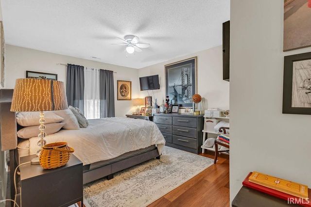 3244 S Southern Oaks Drive, Bloomington, IN 47401