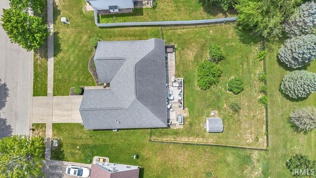 3244 S Southern Oaks Drive, Bloomington, IN 47401