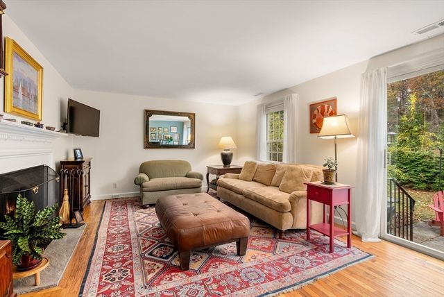 21 Jericho Road 21, Weston, MA 02493