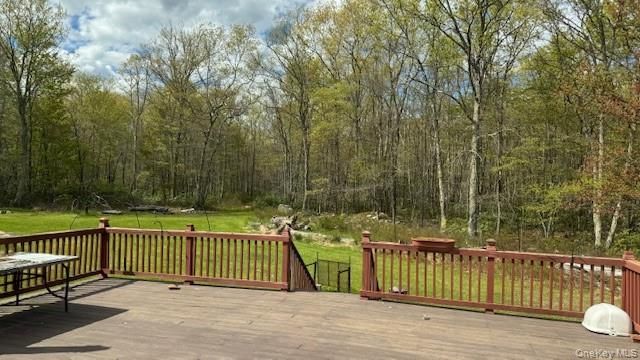 187 Echo Road, Bloomingburg, NY 12721