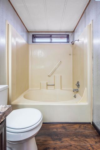 6806 James Street, West Richland, WA 99353