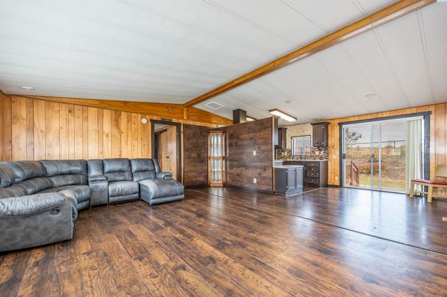 6806 James Street, West Richland, WA 99353