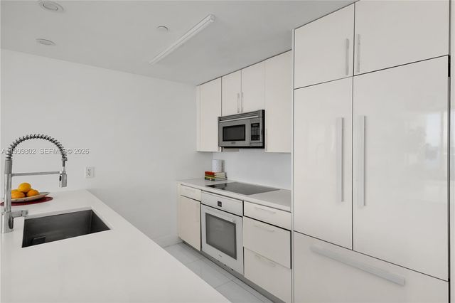 7935 East Dr 803, North Bay Village, FL 33141