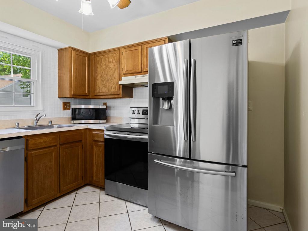 Image 8 of property listing at 3511 ESQUILIN TER, Bowie, MD 20716
