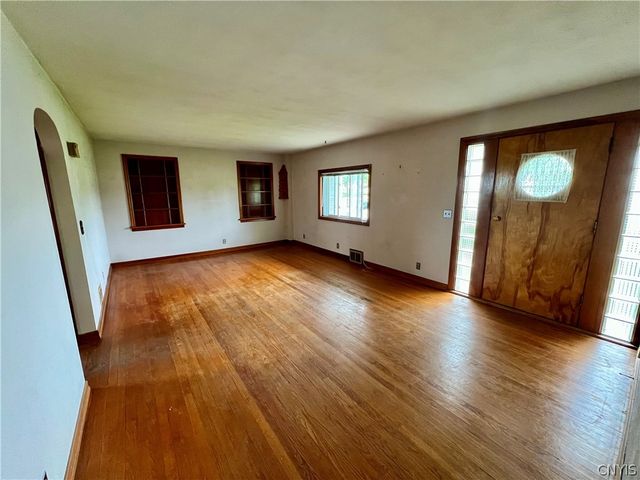 7207 Coleman Mills Rd, Rome, NY 13440