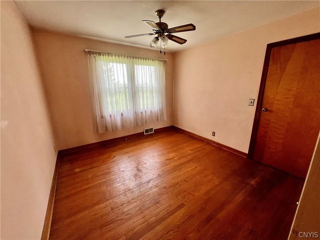 7207 Coleman Mills Rd, Rome, NY 13440