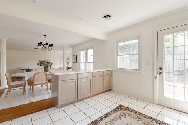 1908 Dorchester Drive, Nichols Hills, OK 73120