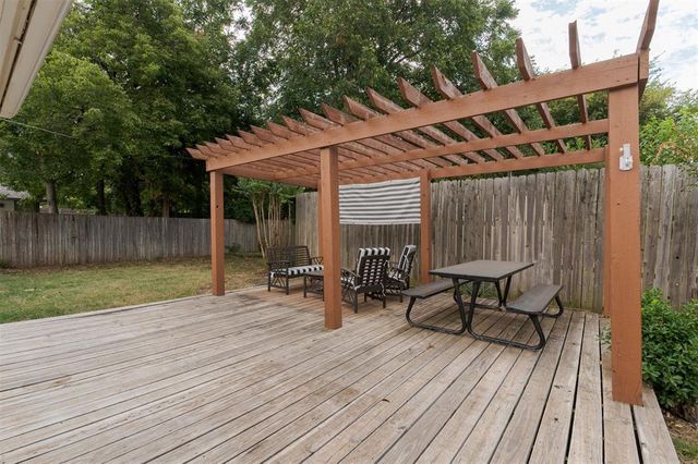 1908 Dorchester Drive, Nichols Hills, OK 73120