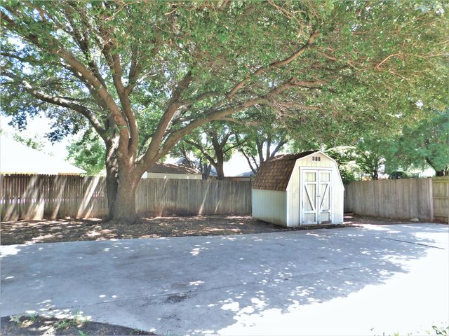 1539 Pickwick Lane, Denton, TX 76209