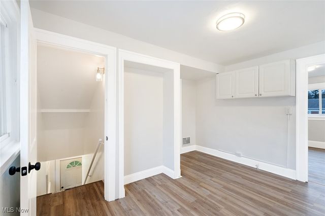 20 Erskine Avenue, Youngstown, OH 44512