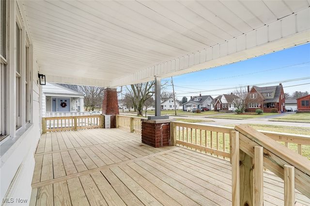 20 Erskine Avenue, Youngstown, OH 44512