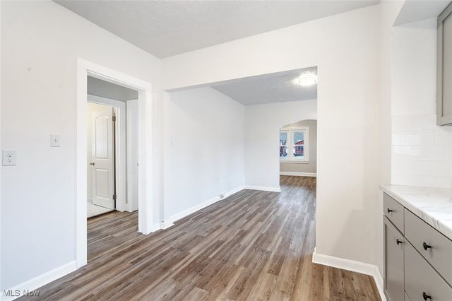 20 Erskine Avenue, Youngstown, OH 44512