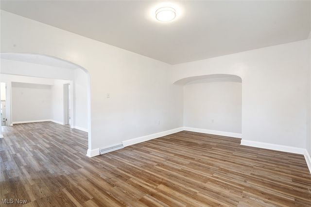 20 Erskine Avenue, Youngstown, OH 44512