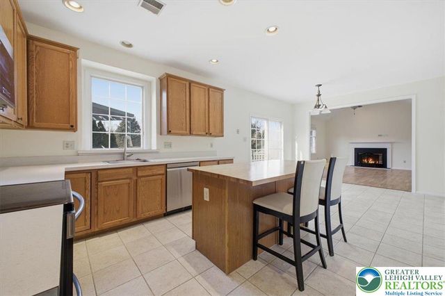 2362 Cross Creek Road, Lower Macungie Twp, PA 18062