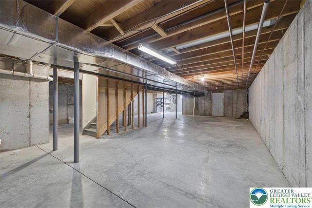 2362 Cross Creek Road, Lower Macungie Twp, PA 18062