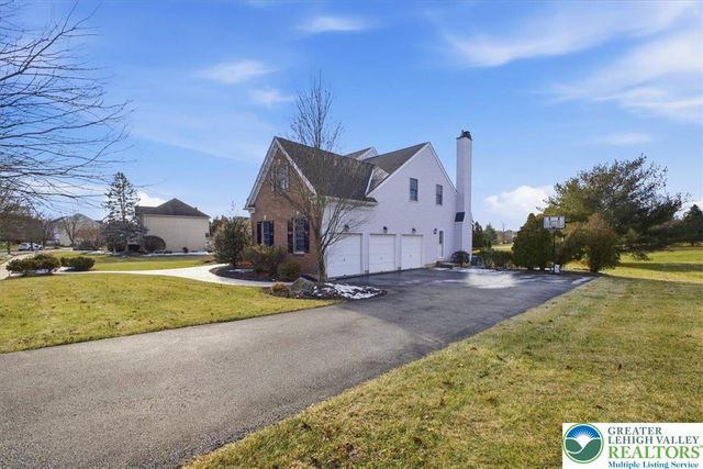 2362 Cross Creek Road, Lower Macungie Twp, PA 18062