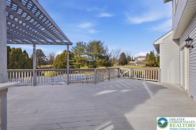 2362 Cross Creek Road, Lower Macungie Twp, PA 18062