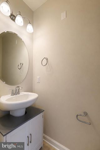 605 PARKER BLVD, Princeton Junction, NJ 08550