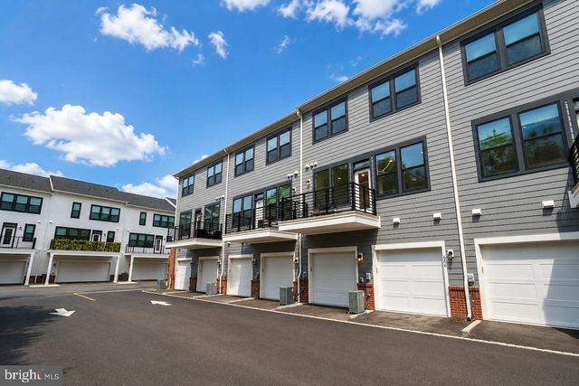 605 PARKER BLVD, Princeton Junction, NJ 08550
