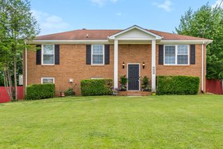 1602 Northridge Ct, Clarksville, TN 37042