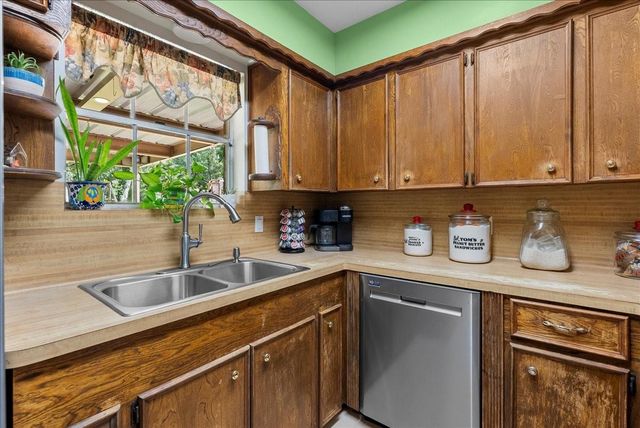 749 County Road 444, Dayton, TX 77535