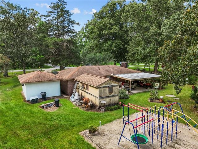 749 County Road 444, Dayton, TX 77535