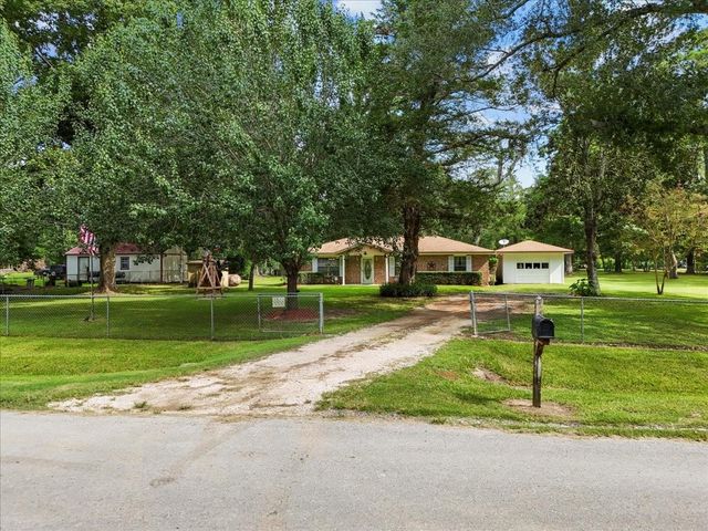 749 County Road 444, Dayton, TX 77535