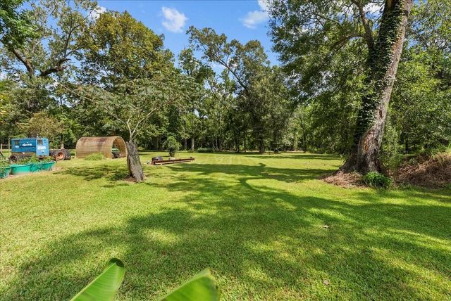 749 County Road 444, Dayton, TX 77535